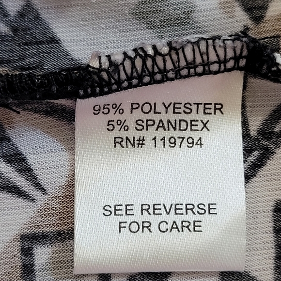 XL Geometric Aztec Wide Leg Pants - Picture 5 of 6